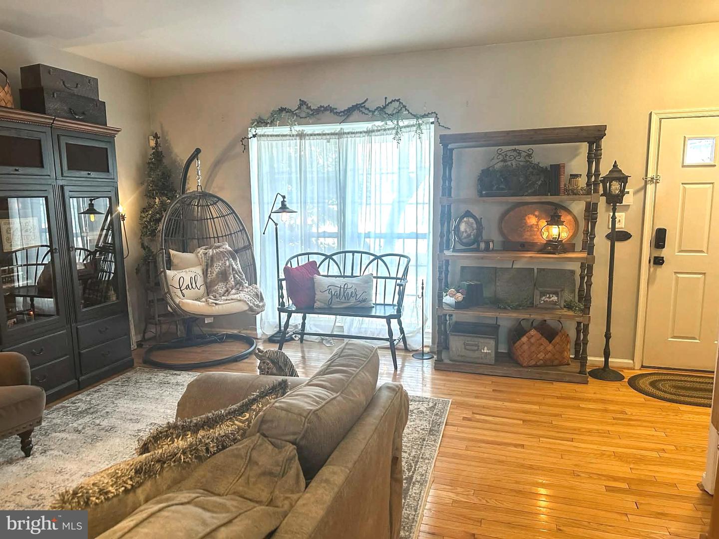 12458 HADRIANS CT, BRISTOW, Virginia 20136, 3 Bedrooms Bedrooms, ,3 BathroomsBathrooms,Residential,For sale,12458 HADRIANS CT,VAPW2112080 MLS # VAPW2112080