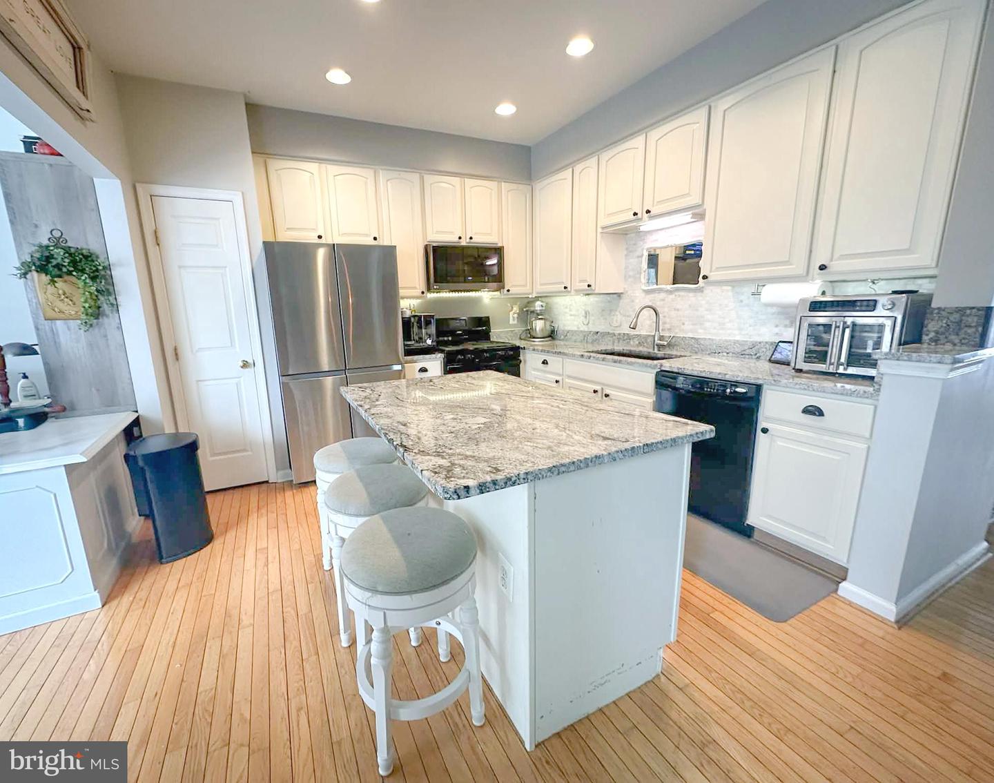 12458 HADRIANS CT, BRISTOW, Virginia 20136, 3 Bedrooms Bedrooms, ,3 BathroomsBathrooms,Residential,For sale,12458 HADRIANS CT,VAPW2112080 MLS # VAPW2112080