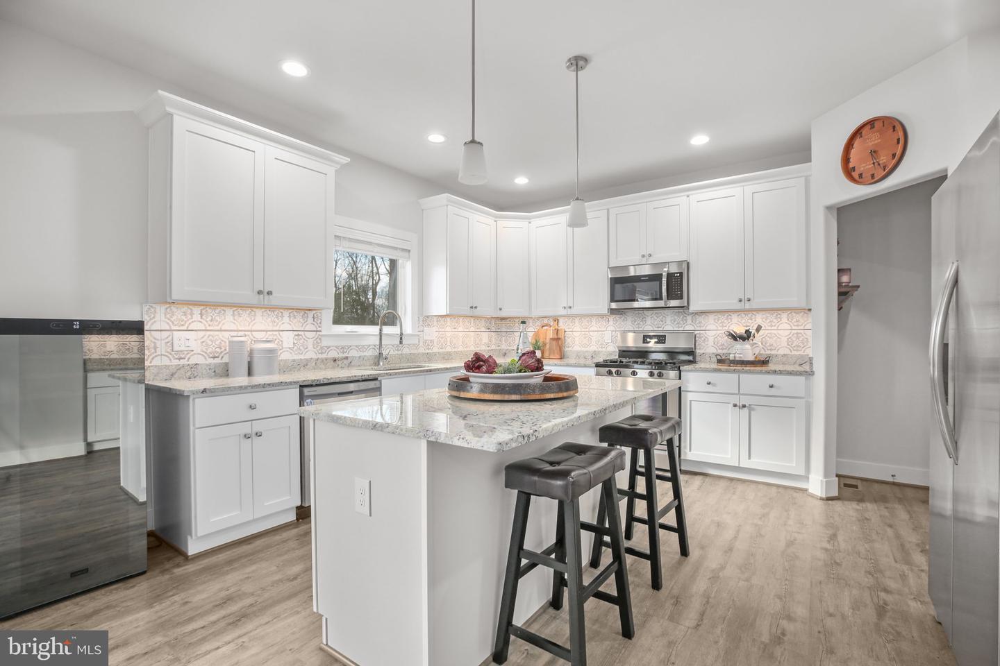 6710 GINSENG LN, KING GEORGE, Virginia 22485, 5 Bedrooms Bedrooms, ,3 BathroomsBathrooms,Residential,For sale,6710 GINSENG LN,VAKG2007608 MLS # VAKG2007608