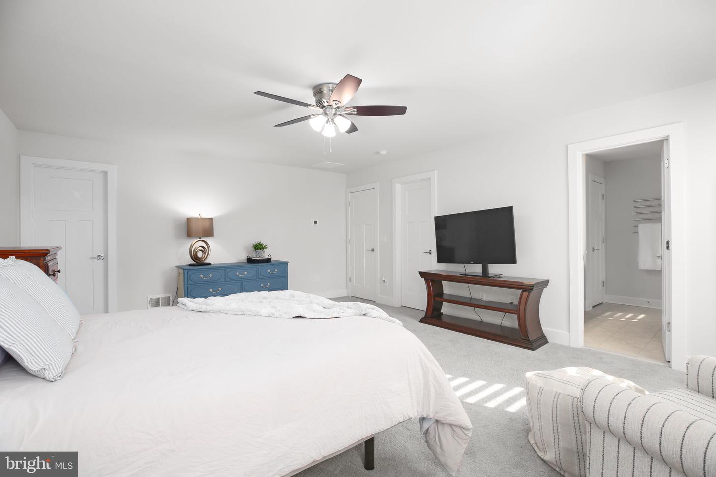 6710 GINSENG LN, KING GEORGE, Virginia 22485, 5 Bedrooms Bedrooms, ,3 BathroomsBathrooms,Residential,For sale,6710 GINSENG LN,VAKG2007608 MLS # VAKG2007608