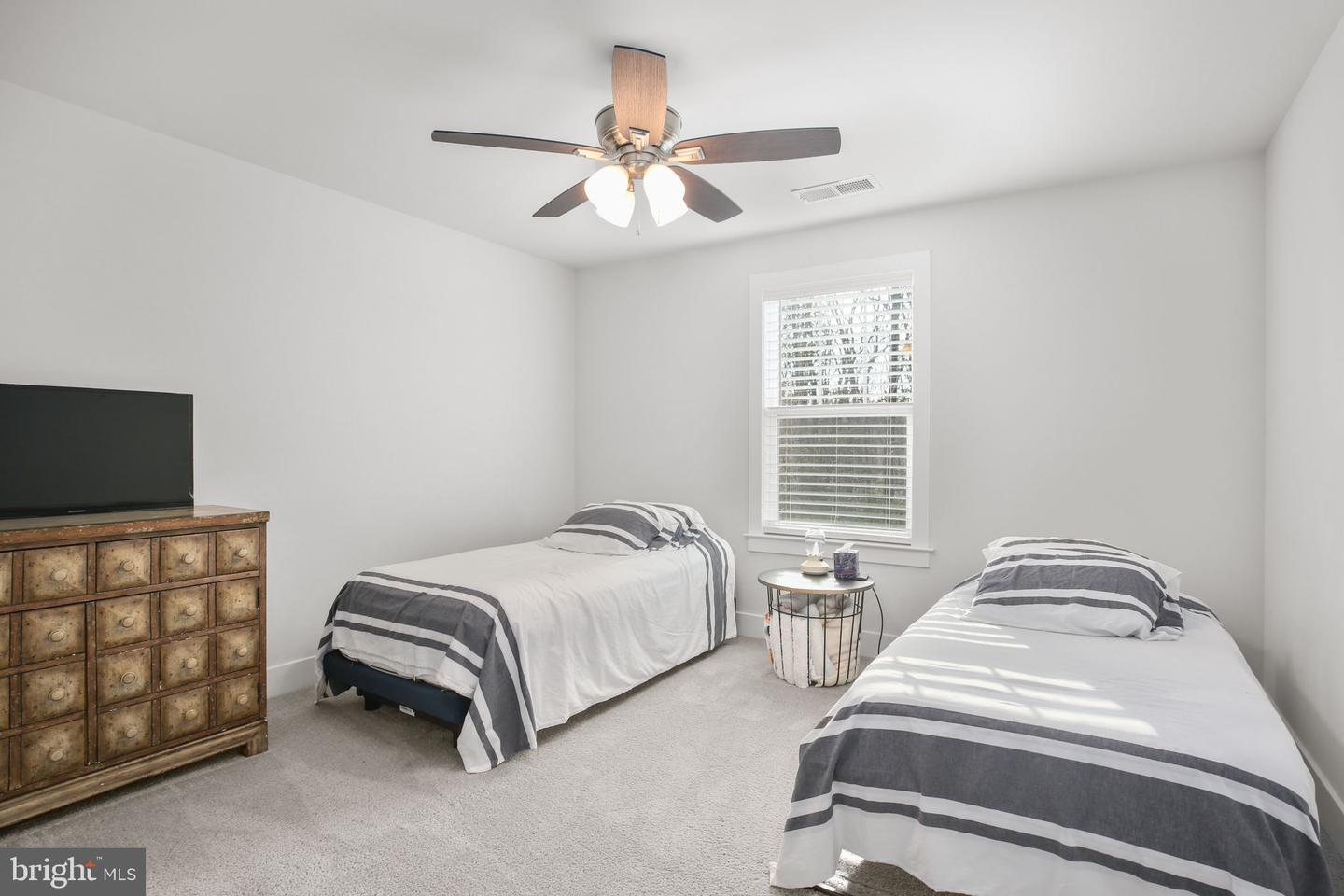 6710 GINSENG LN, KING GEORGE, Virginia 22485, 5 Bedrooms Bedrooms, ,3 BathroomsBathrooms,Residential,For sale,6710 GINSENG LN,VAKG2007608 MLS # VAKG2007608