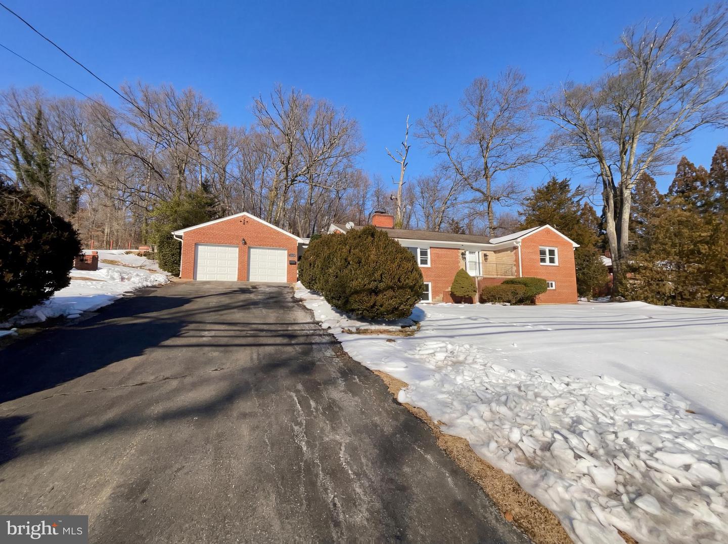 6048 OLD TELEGRAPH RD, ALEXANDRIA, Virginia 22310, 3 Bedrooms Bedrooms, ,3 BathroomsBathrooms,Residential,For sale,6048 OLD TELEGRAPH RD,VAFX2289850 MLS # VAFX2289850