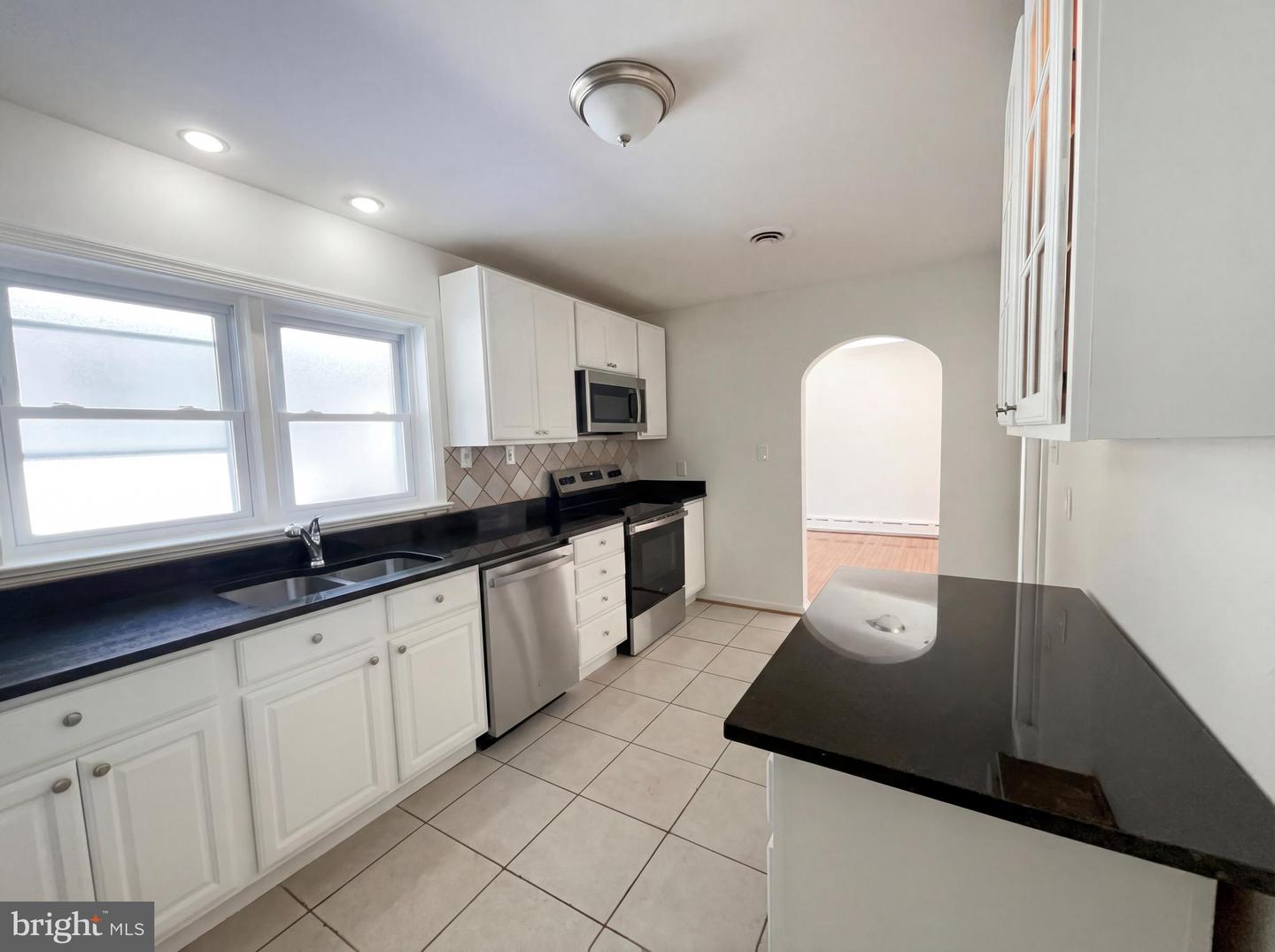 6048 OLD TELEGRAPH RD, ALEXANDRIA, Virginia 22310, 3 Bedrooms Bedrooms, ,3 BathroomsBathrooms,Residential,For sale,6048 OLD TELEGRAPH RD,VAFX2289850 MLS # VAFX2289850