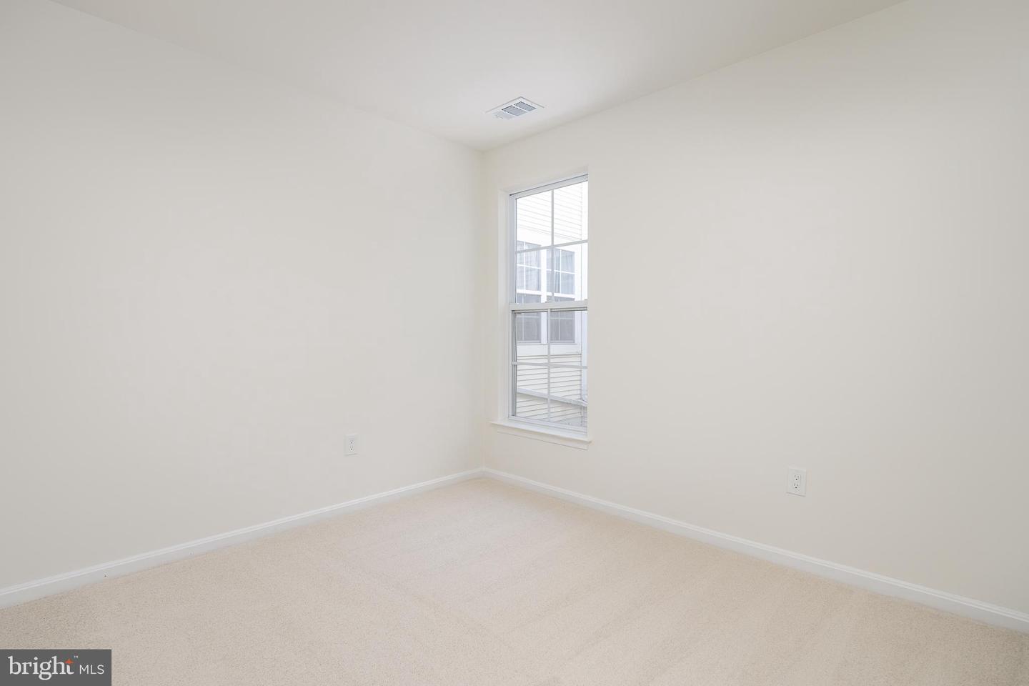 20450 COOL FERN SQUARE, ASHBURN, Virginia 20147, 3 Bedrooms Bedrooms, 15 Rooms Rooms,3 BathroomsBathrooms,Residential,For sale,20450 COOL FERN SQUARE,VALO2115514 MLS # VALO2115514