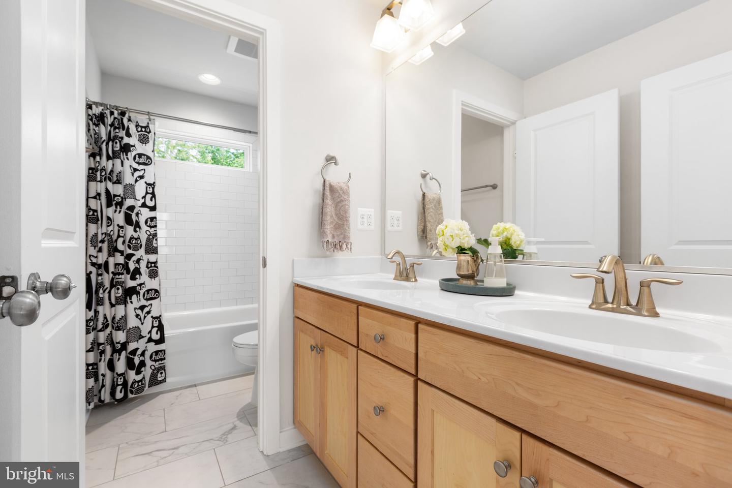 85 HOPEWELL DR, FREDERICKSBURG, Virginia 22406, 5 Bedrooms Bedrooms, ,3 BathroomsBathrooms,Residential,For sale,85 HOPEWELL DR,VAST2045920 MLS # VAST2045920