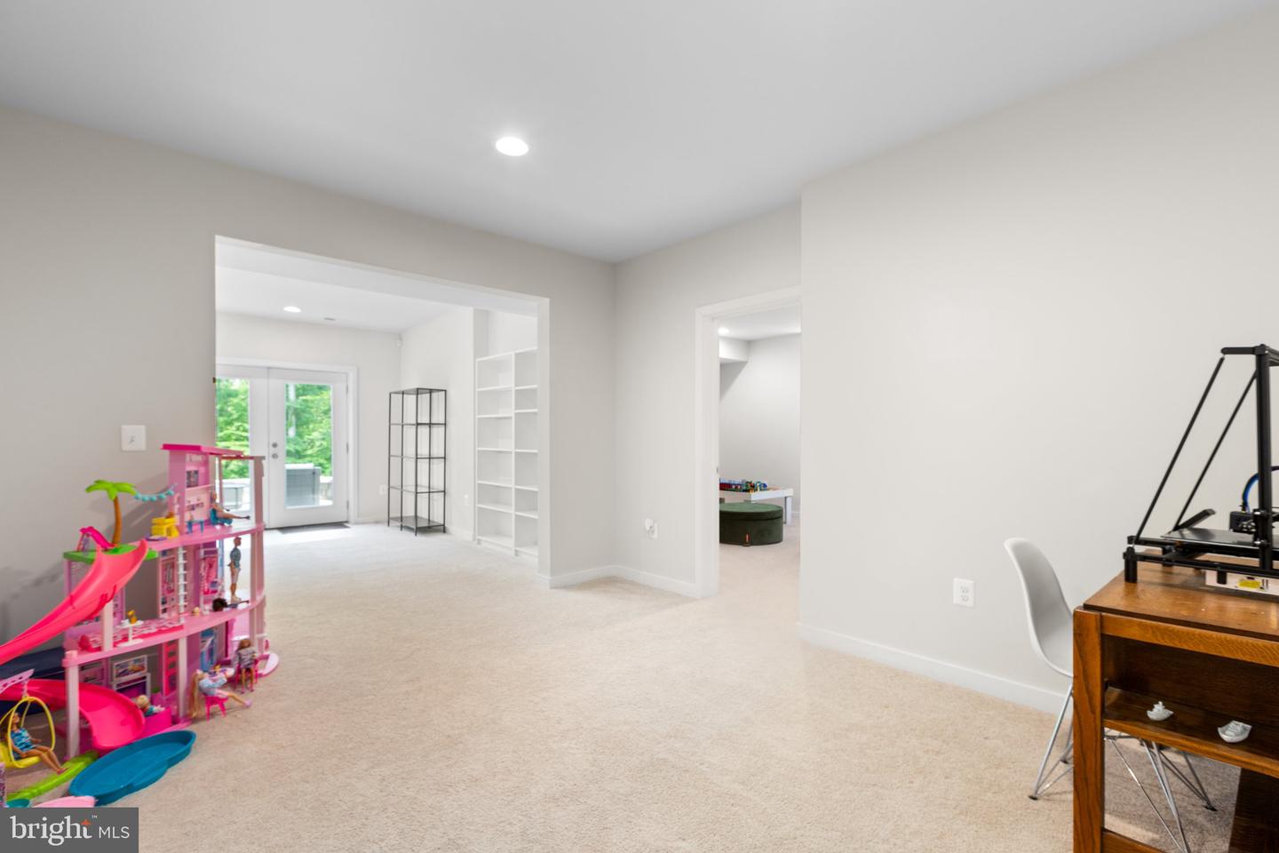 85 HOPEWELL DR, FREDERICKSBURG, Virginia 22406, 5 Bedrooms Bedrooms, ,3 BathroomsBathrooms,Residential,For sale,85 HOPEWELL DR,VAST2045920 MLS # VAST2045920