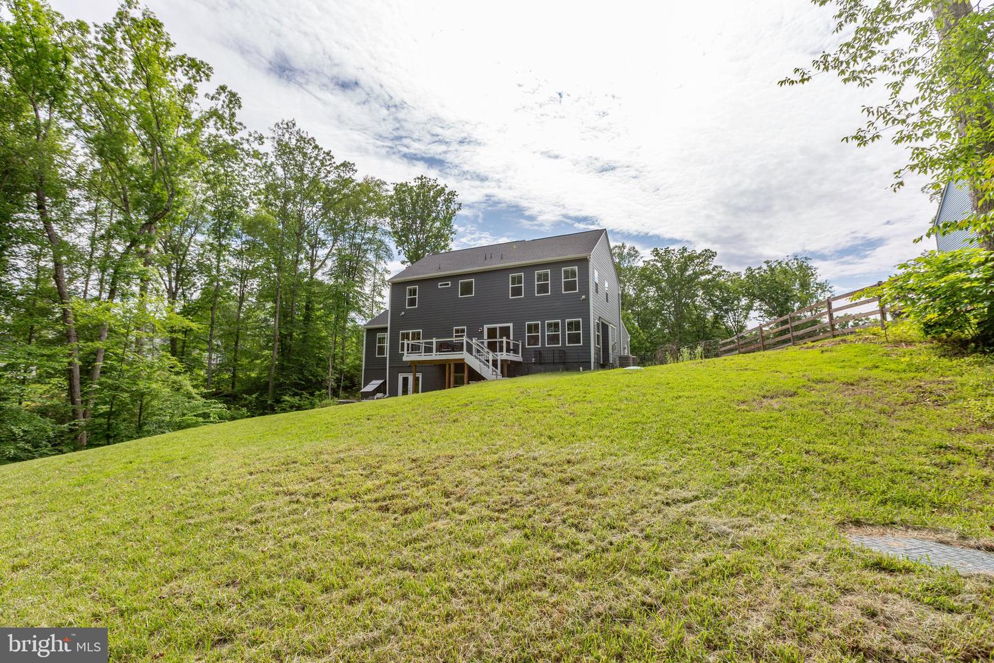 85 HOPEWELL DR, FREDERICKSBURG, Virginia 22406, 5 Bedrooms Bedrooms, ,3 BathroomsBathrooms,Residential,For sale,85 HOPEWELL DR,VAST2045920 MLS # VAST2045920