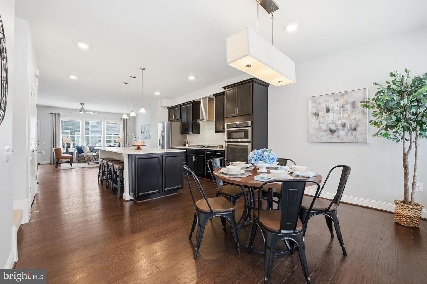 17354 REDSHANK RD, DUMFRIES, Virginia 22026, 4 Bedrooms Bedrooms, ,2 BathroomsBathrooms,Residential,For sale,17354 REDSHANK RD,VAPW2112170 MLS # VAPW2112170