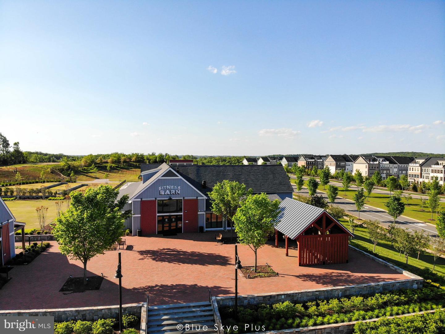 17354 REDSHANK RD, DUMFRIES, Virginia 22026, 4 Bedrooms Bedrooms, ,2 BathroomsBathrooms,Residential,For sale,17354 REDSHANK RD,VAPW2112170 MLS # VAPW2112170