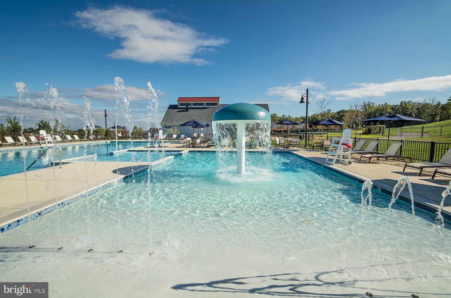 17354 REDSHANK RD, DUMFRIES, Virginia 22026, 4 Bedrooms Bedrooms, ,2 BathroomsBathrooms,Residential,For sale,17354 REDSHANK RD,VAPW2112170 MLS # VAPW2112170