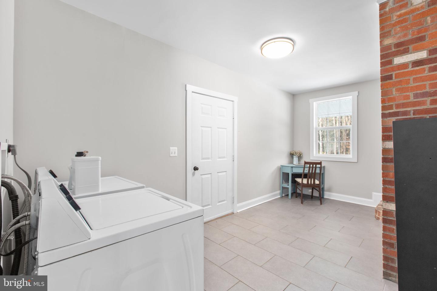 391 HOLLY CORNER RD, FREDERICKSBURG, Virginia 22406, 2 Bedrooms Bedrooms, ,1 BathroomBathrooms,Residential,For sale,391 HOLLY CORNER RD,VAST2045934 MLS # VAST2045934