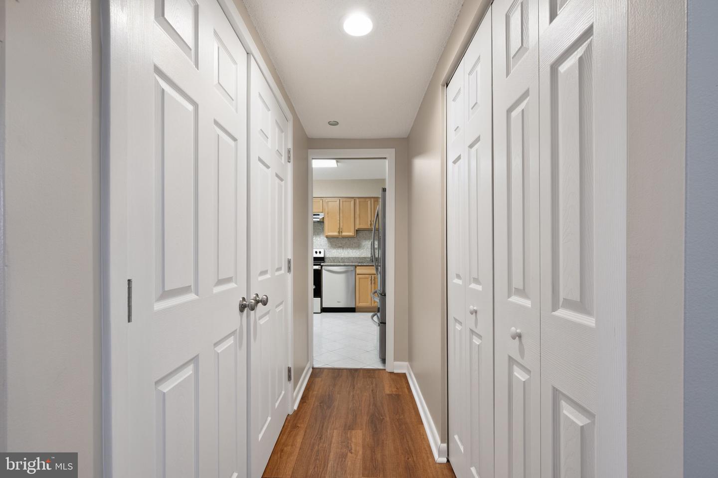 3709 S GEORGE MASON DR #406-E, FALLS CHURCH, Virginia 22041, 3 Bedrooms Bedrooms, ,2 BathroomsBathrooms,Residential,For sale,3709 S GEORGE MASON DR #406-E,VAFX2290104 MLS # VAFX2290104