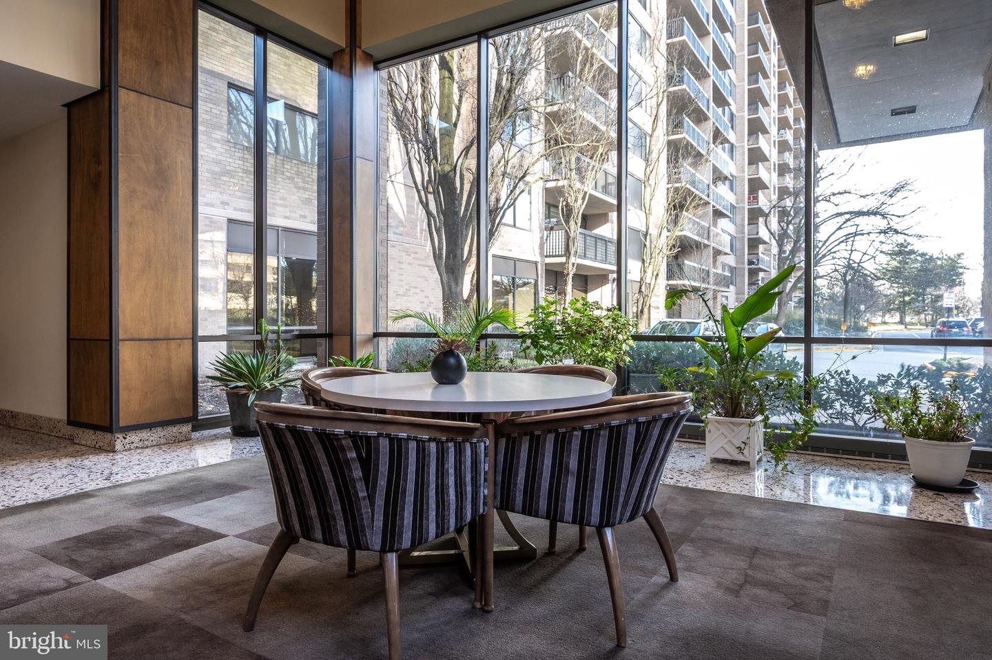 3709 S GEORGE MASON DR #406-E, FALLS CHURCH, Virginia 22041, 3 Bedrooms Bedrooms, ,2 BathroomsBathrooms,Residential,For sale,3709 S GEORGE MASON DR #406-E,VAFX2290104 MLS # VAFX2290104