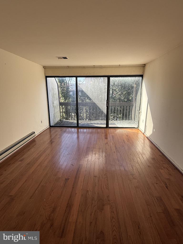 1231 N QUINN ST, ARLINGTON, Virginia 22209, 3 Bedrooms Bedrooms, ,1 BathroomBathrooms,Residential,For sale,1231 N QUINN ST,VAAR2068668 MLS # VAAR2068668