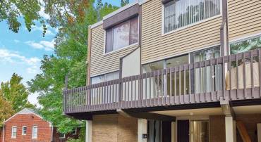 1231 N QUINN ST, ARLINGTON, Virginia 22209, 3 Bedrooms Bedrooms, ,1 BathroomBathrooms,Residential,For sale,1231 N QUINN ST,VAAR2068668 MLS # VAAR2068668