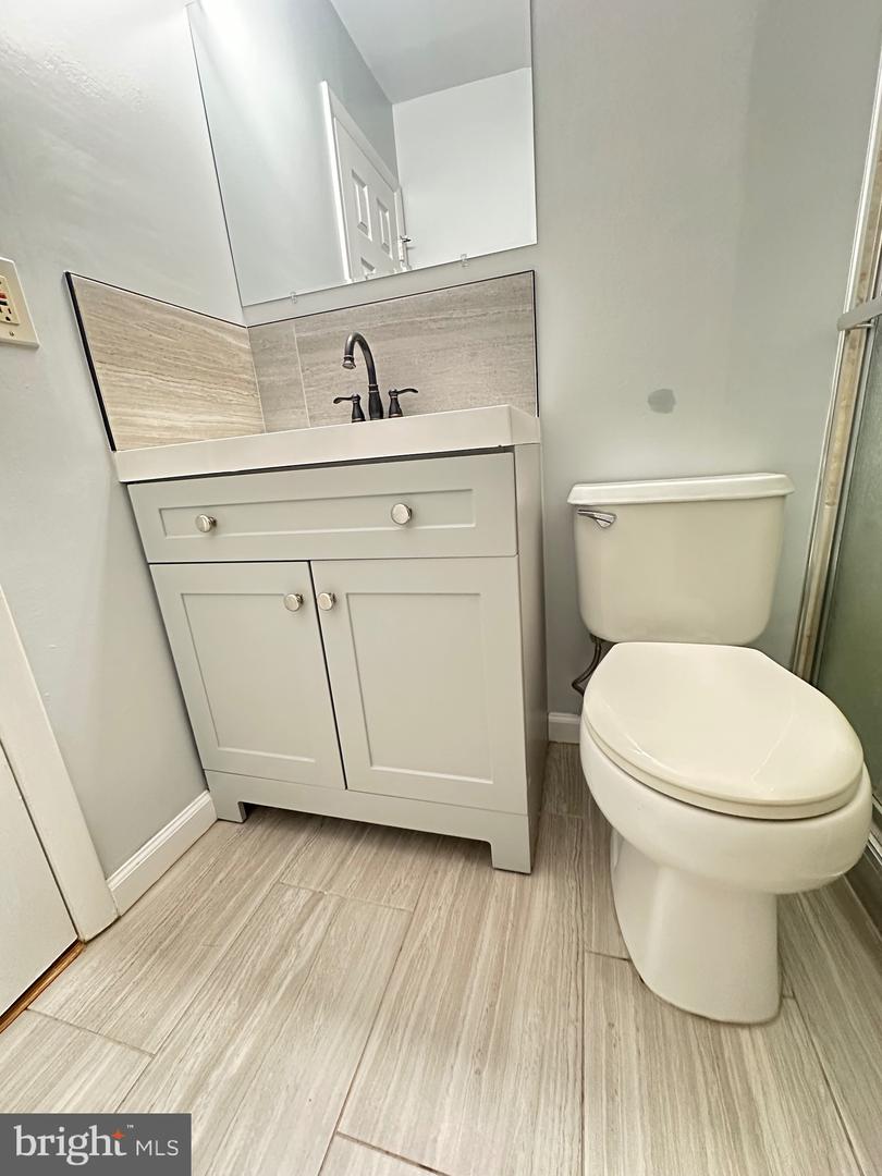 13280 POENER PL, HERNDON, Virginia 20170, 2 Bedrooms Bedrooms, ,1 BathroomBathrooms,Residential,For sale,13280 POENER PL,VAFX2290134 MLS # VAFX2290134