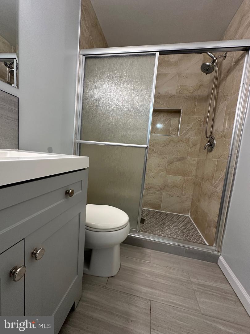 13280 POENER PL, HERNDON, Virginia 20170, 2 Bedrooms Bedrooms, ,1 BathroomBathrooms,Residential,For sale,13280 POENER PL,VAFX2290134 MLS # VAFX2290134