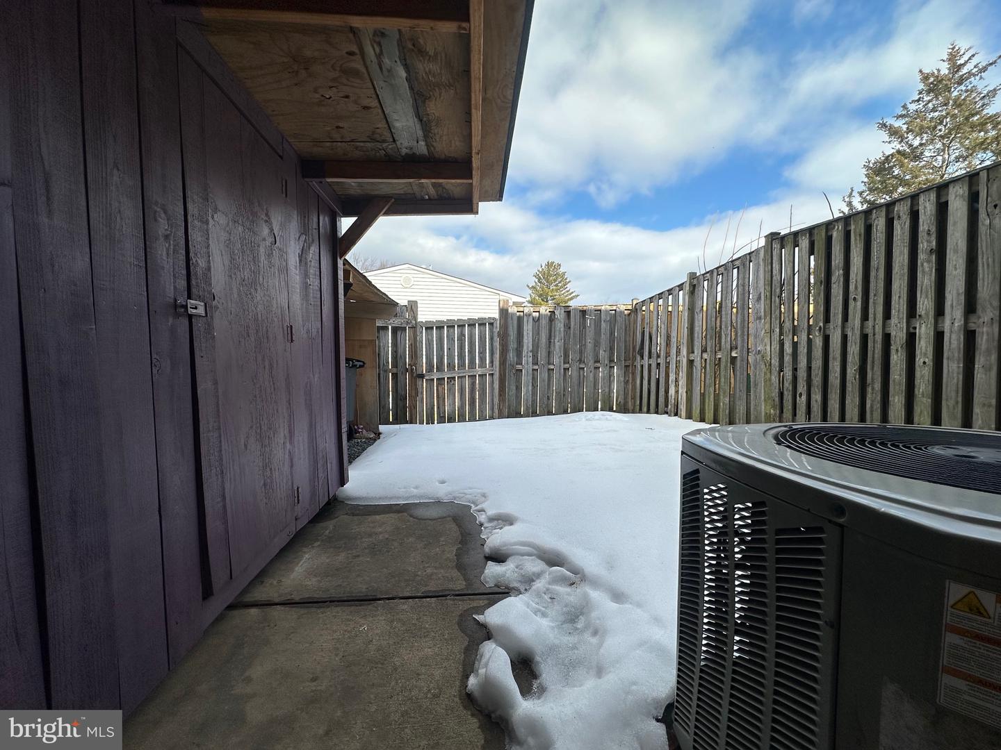 13280 POENER PL, HERNDON, Virginia 20170, 2 Bedrooms Bedrooms, ,1 BathroomBathrooms,Residential,For sale,13280 POENER PL,VAFX2290134 MLS # VAFX2290134