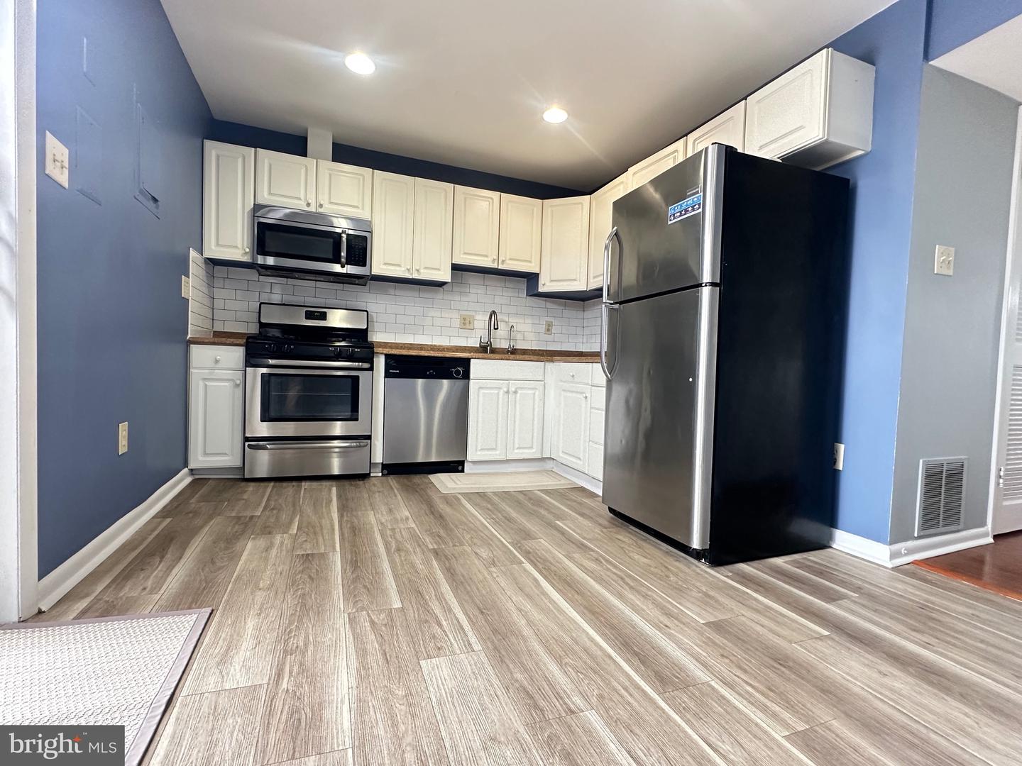 13280 POENER PL, HERNDON, Virginia 20170, 2 Bedrooms Bedrooms, ,1 BathroomBathrooms,Residential,For sale,13280 POENER PL,VAFX2290134 MLS # VAFX2290134