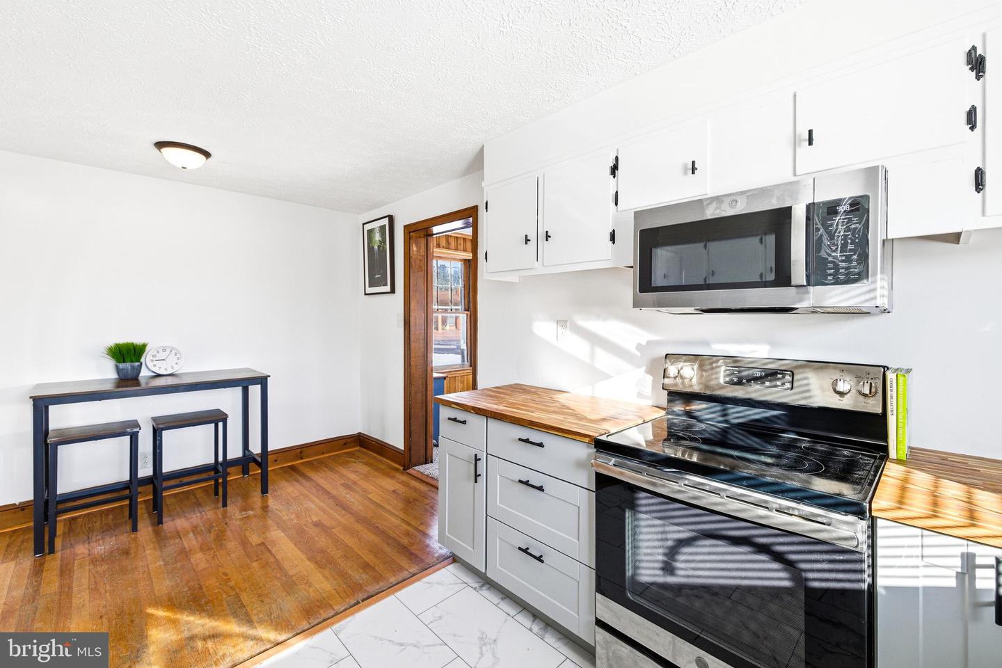 296 W MAIN ST, STANLEY, Virginia 22851, 2 Bedrooms Bedrooms, ,1 BathroomBathrooms,Residential,For sale,296 W MAIN ST,VAPA2006022 MLS # VAPA2006022