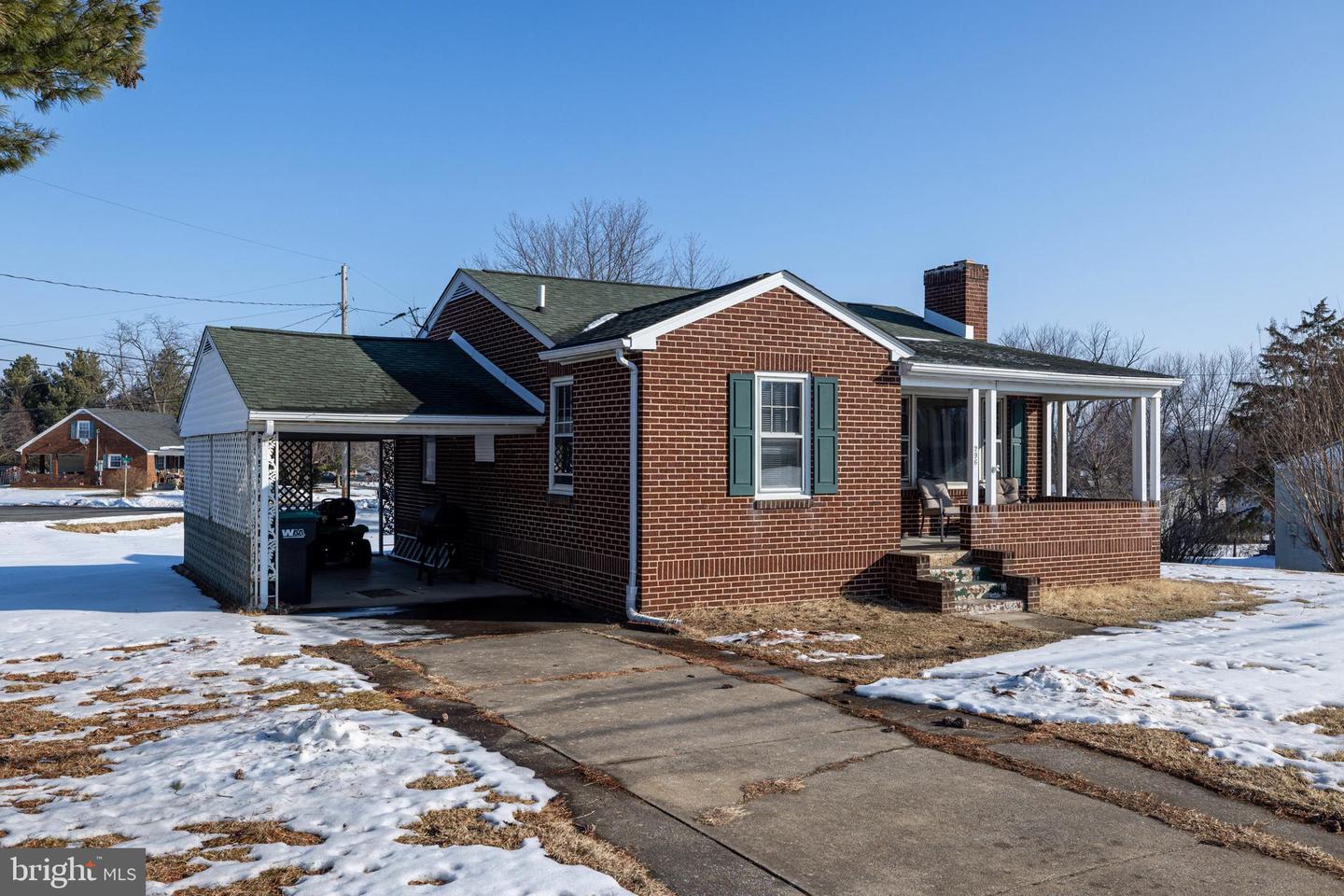 296 W MAIN ST, STANLEY, Virginia 22851, 2 Bedrooms Bedrooms, ,1 BathroomBathrooms,Residential,For sale,296 W MAIN ST,VAPA2006022 MLS # VAPA2006022