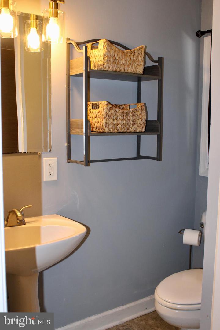 12415 QUARTER CHARGE DR, SPOTSYLVANIA, Virginia 22551, 4 Bedrooms Bedrooms, ,3 BathroomsBathrooms,Residential,For sale,12415 QUARTER CHARGE DR,VASP2039190 MLS # VASP2039190