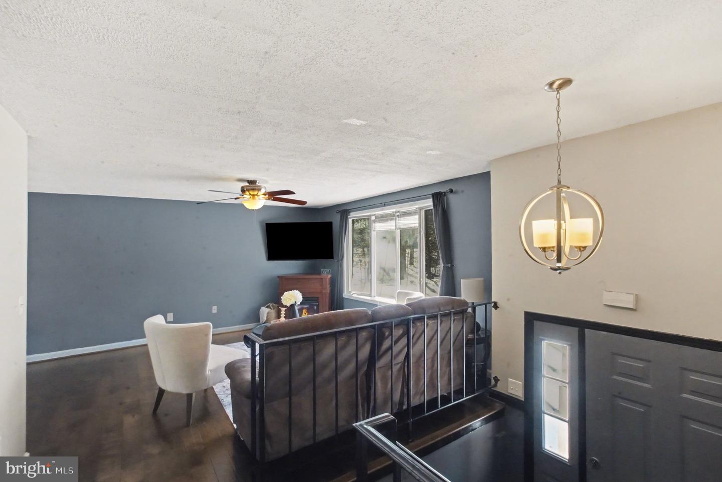 12415 QUARTER CHARGE DR, SPOTSYLVANIA, Virginia 22551, 4 Bedrooms Bedrooms, ,3 BathroomsBathrooms,Residential,For sale,12415 QUARTER CHARGE DR,VASP2039190 MLS # VASP2039190