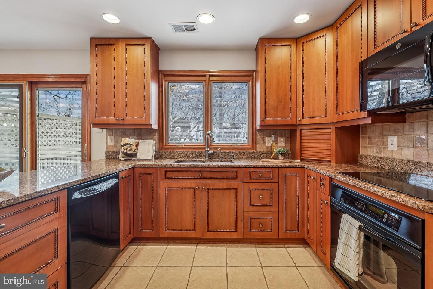 1326 STOURHEAD CT, HERNDON, Virginia 20170, 4 Bedrooms Bedrooms, ,3 BathroomsBathrooms,Residential,For sale,1326 STOURHEAD CT,VAFX2290252 MLS # VAFX2290252