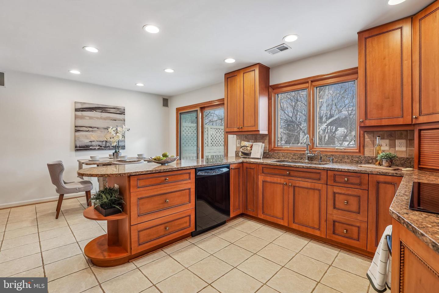 1326 STOURHEAD CT, HERNDON, Virginia 20170, 4 Bedrooms Bedrooms, ,3 BathroomsBathrooms,Residential,For sale,1326 STOURHEAD CT,VAFX2290252 MLS # VAFX2290252