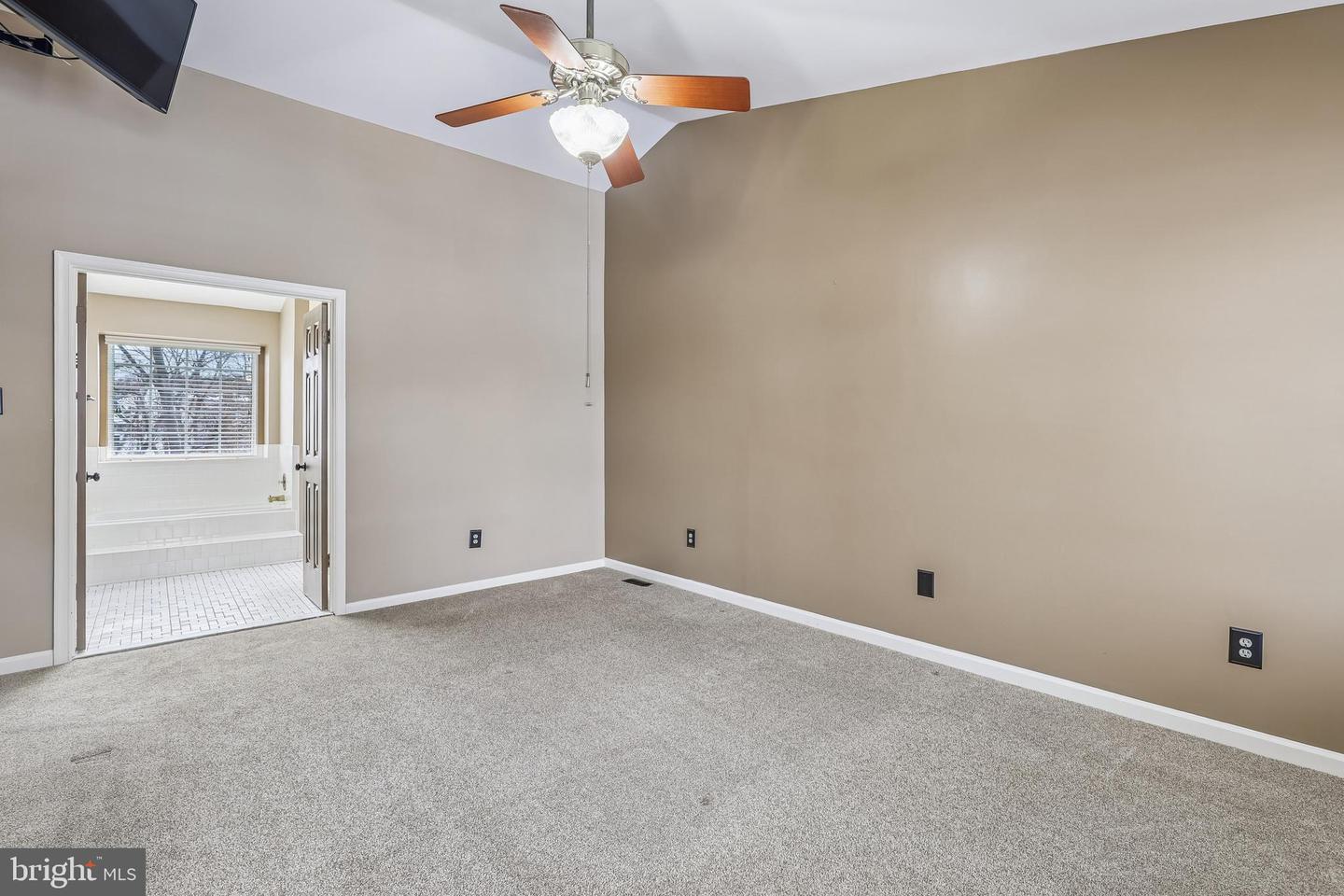 1326 STOURHEAD CT, HERNDON, Virginia 20170, 4 Bedrooms Bedrooms, ,3 BathroomsBathrooms,Residential,For sale,1326 STOURHEAD CT,VAFX2290252 MLS # VAFX2290252