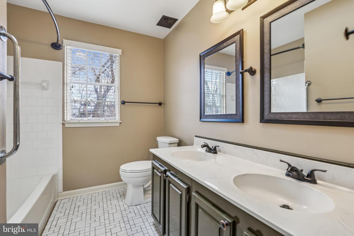 1326 STOURHEAD CT, HERNDON, Virginia 20170, 4 Bedrooms Bedrooms, ,3 BathroomsBathrooms,Residential,For sale,1326 STOURHEAD CT,VAFX2290252 MLS # VAFX2290252