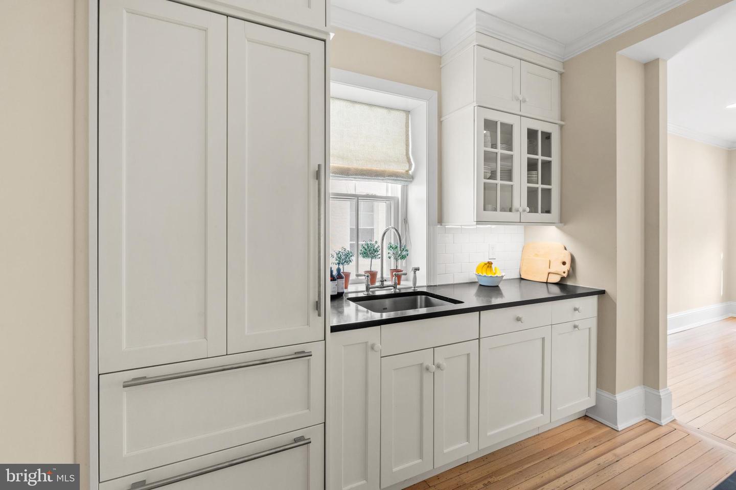 1657 31ST ST NW #206, WASHINGTON, District Of Columbia 20007, 2 Bedrooms Bedrooms, 6 Rooms Rooms,2 BathroomsBathrooms,Residential,For sale,1657 31ST ST NW #206,DCDC2245562 MLS # DCDC2245562