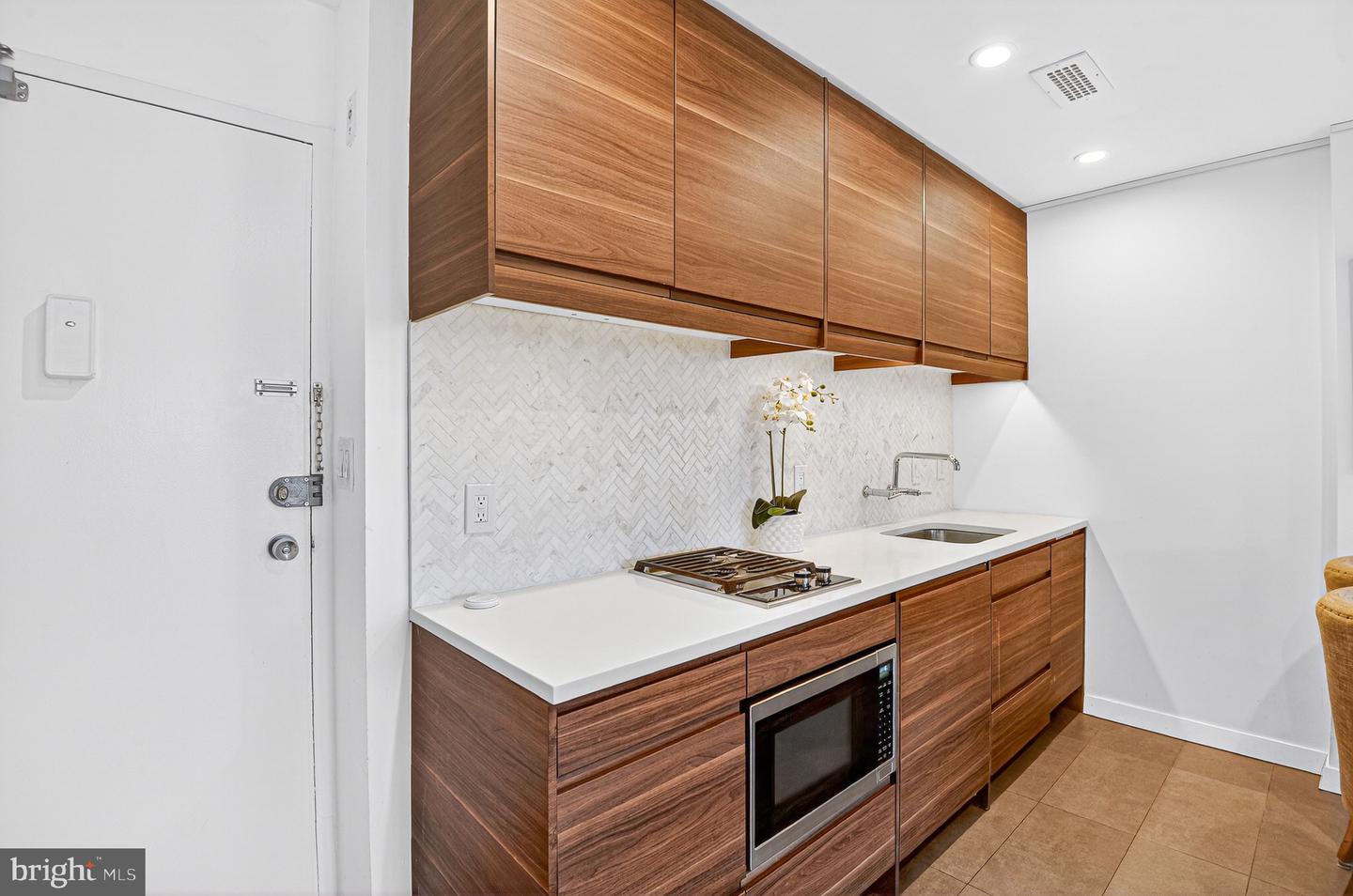 1200 N NASH ST #503, ARLINGTON, Virginia 22209, ,1 BathroomBathrooms,Residential,For sale,1200 N NASH ST #503,VAAR2068720 MLS # VAAR2068720