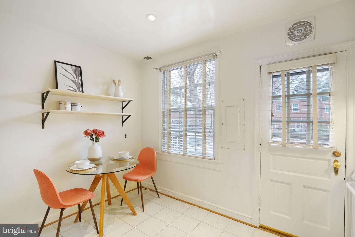 1030 S BARTON ST #280, ARLINGTON, Virginia 22204, 1 Bedroom Bedrooms, ,1 BathroomBathrooms,Residential,For sale,1030 S BARTON ST #280,VAAR2068738 MLS # VAAR2068738