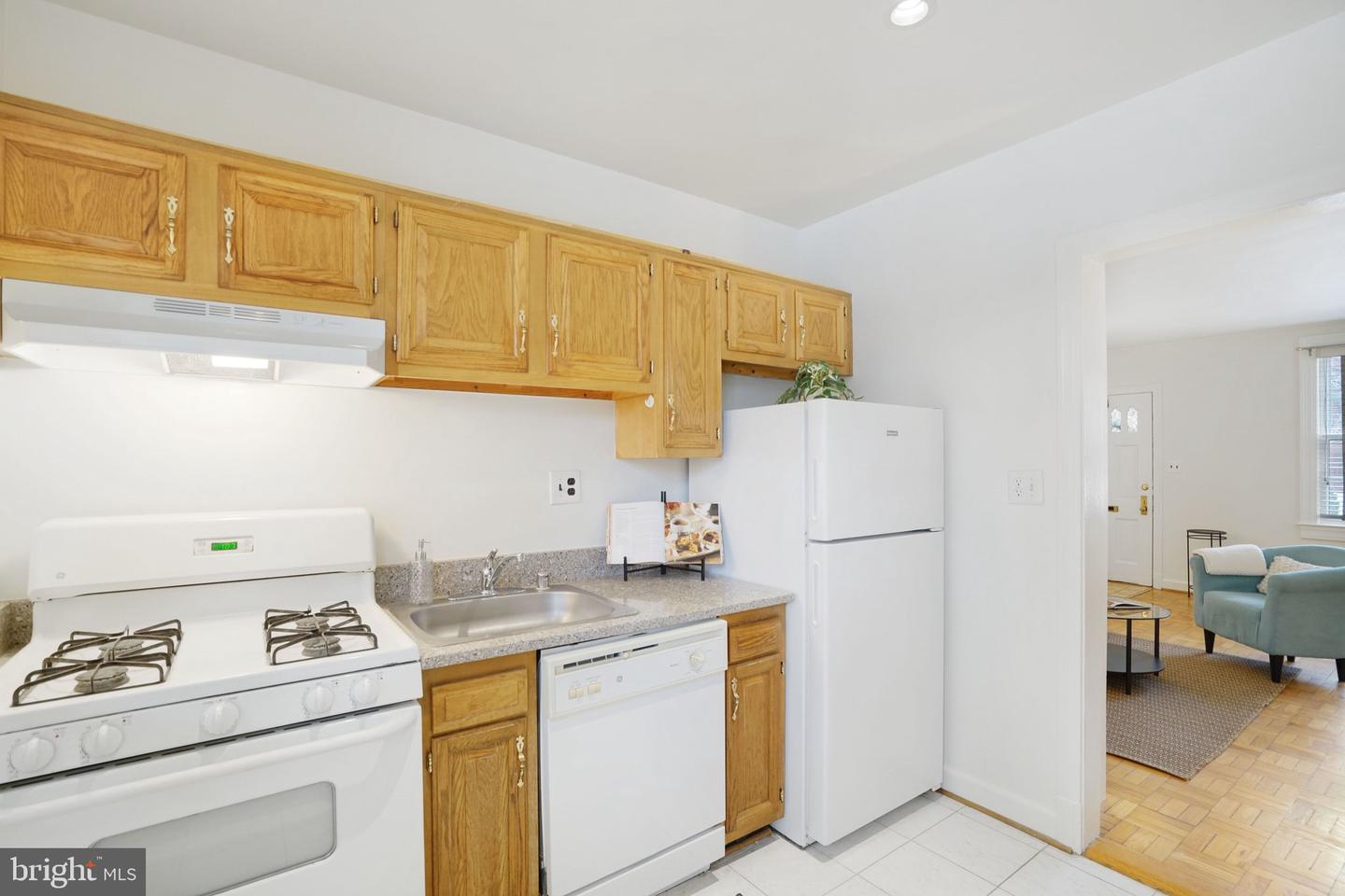 1030 S BARTON ST #280, ARLINGTON, Virginia 22204, 1 Bedroom Bedrooms, ,1 BathroomBathrooms,Residential,For sale,1030 S BARTON ST #280,VAAR2068738 MLS # VAAR2068738