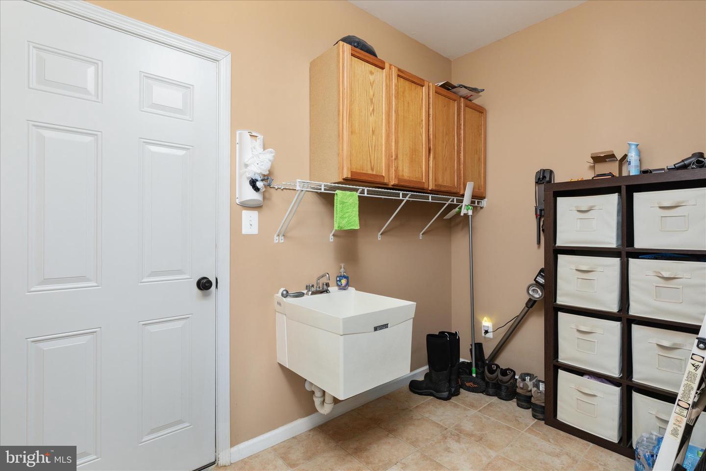 104 HEATH CT, WINCHESTER, Virginia 22602, 4 Bedrooms Bedrooms, 18 Rooms Rooms,4 BathroomsBathrooms,Residential,For sale,104 HEATH CT,VAFV2039524 MLS # VAFV2039524