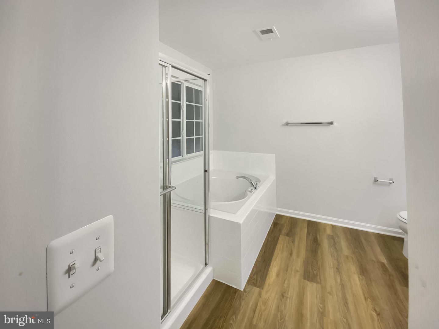 1020 BAKERSFIELD LN, FREDERICKSBURG, Virginia 22401, 4 Bedrooms Bedrooms, ,3 BathroomsBathrooms,Residential,For sale,1020 BAKERSFIELD LN,VAFB2009648 MLS # VAFB2009648