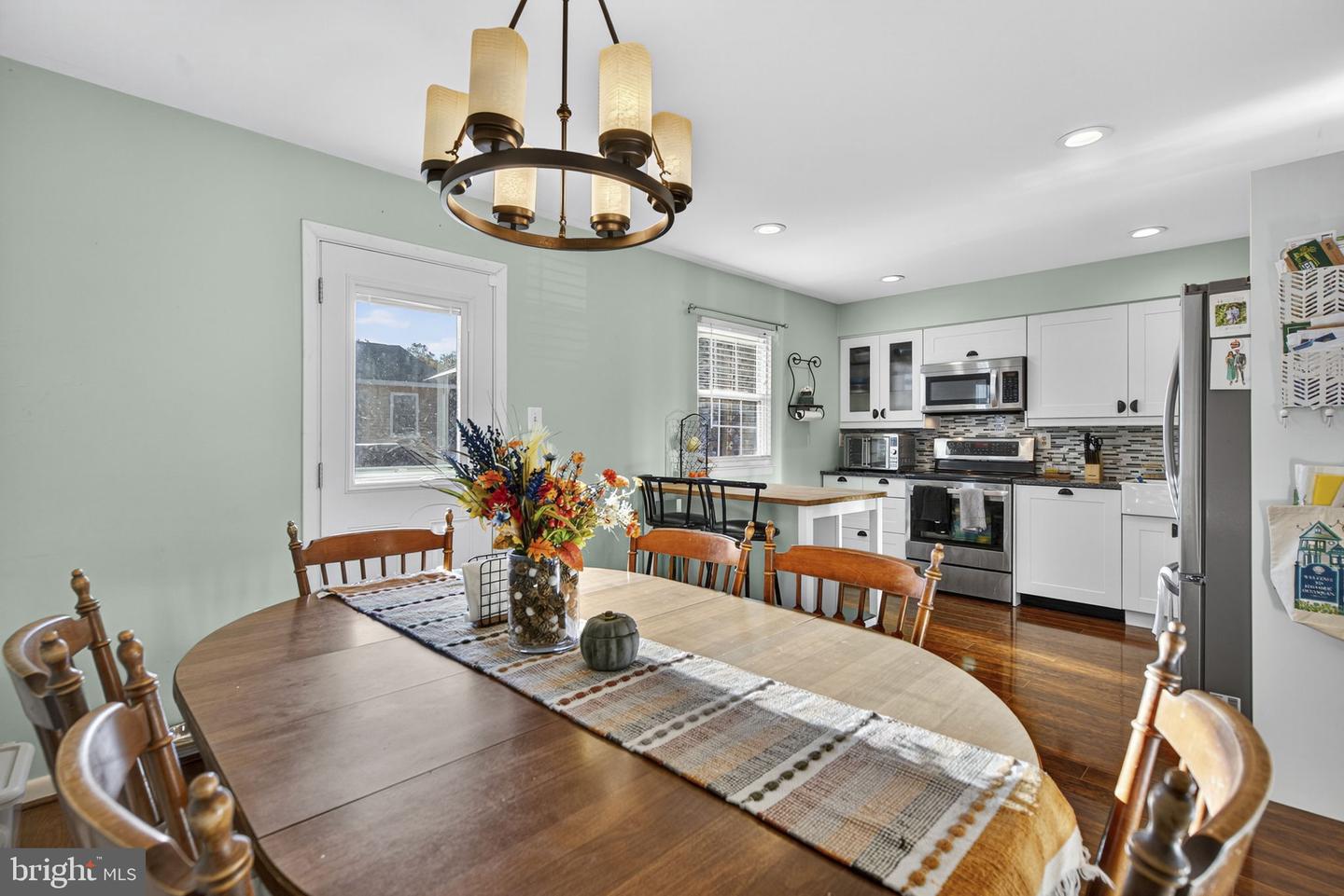 5429 QUEST CT, WOODBRIDGE, Virginia 22193, 3 Bedrooms Bedrooms, ,2 BathroomsBathrooms,Residential,For sale,5429 QUEST CT,VAPW2112292 MLS # VAPW2112292