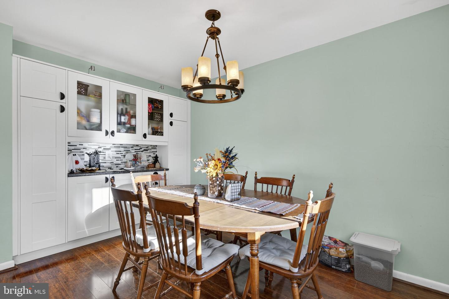 5429 QUEST CT, WOODBRIDGE, Virginia 22193, 3 Bedrooms Bedrooms, ,2 BathroomsBathrooms,Residential,For sale,5429 QUEST CT,VAPW2112292 MLS # VAPW2112292