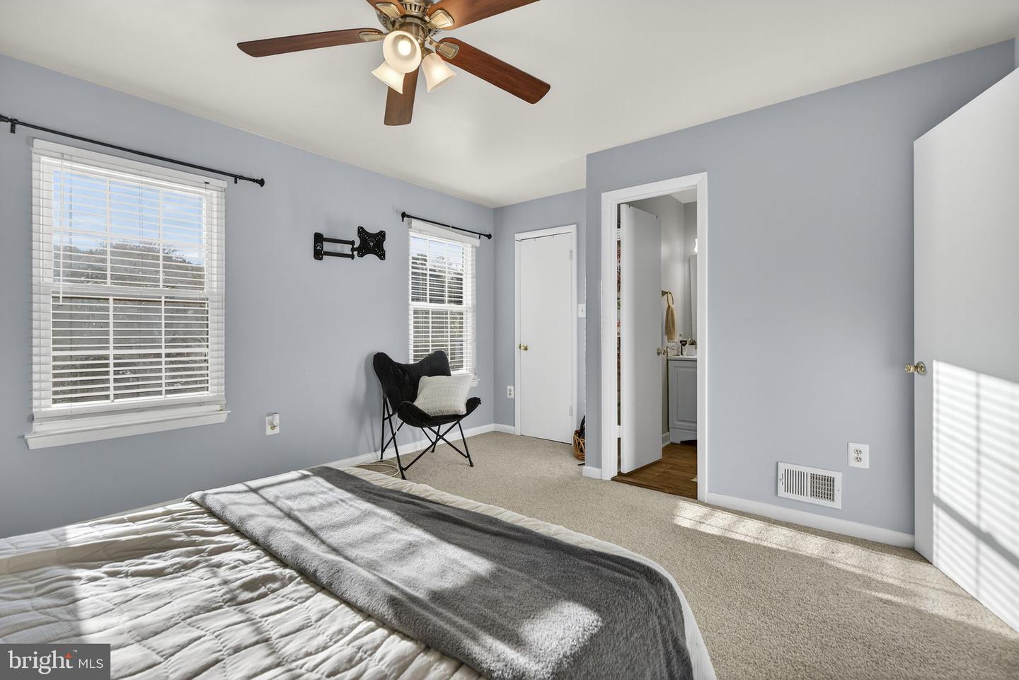 5429 QUEST CT, WOODBRIDGE, Virginia 22193, 3 Bedrooms Bedrooms, ,2 BathroomsBathrooms,Residential,For sale,5429 QUEST CT,VAPW2112292 MLS # VAPW2112292