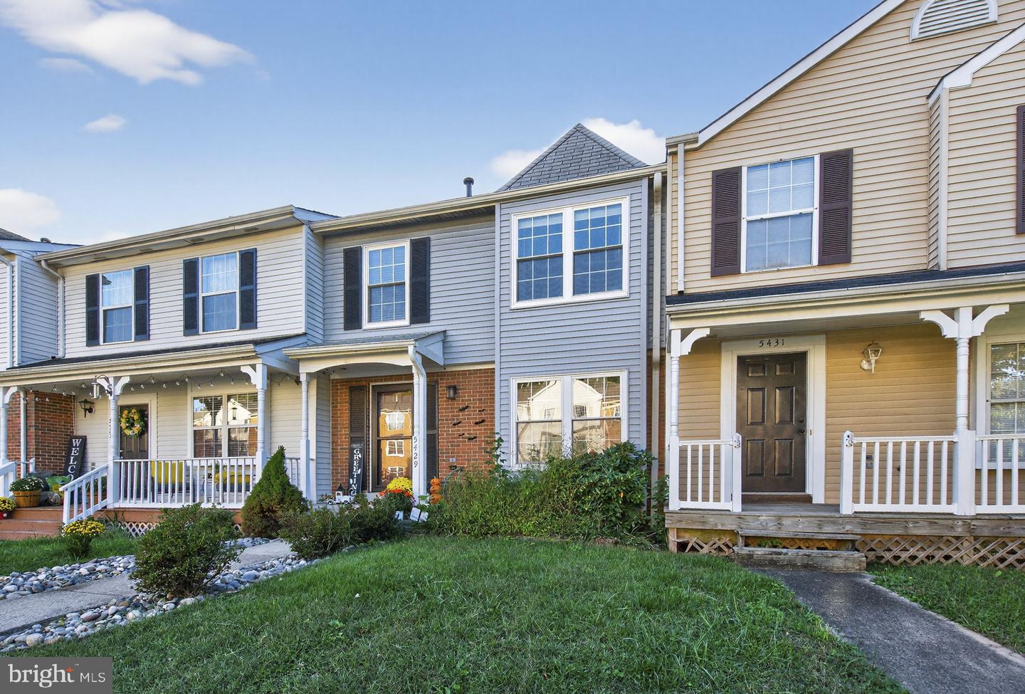 5429 QUEST CT, WOODBRIDGE, Virginia 22193, 3 Bedrooms Bedrooms, ,2 BathroomsBathrooms,Residential,For sale,5429 QUEST CT,VAPW2112292 MLS # VAPW2112292