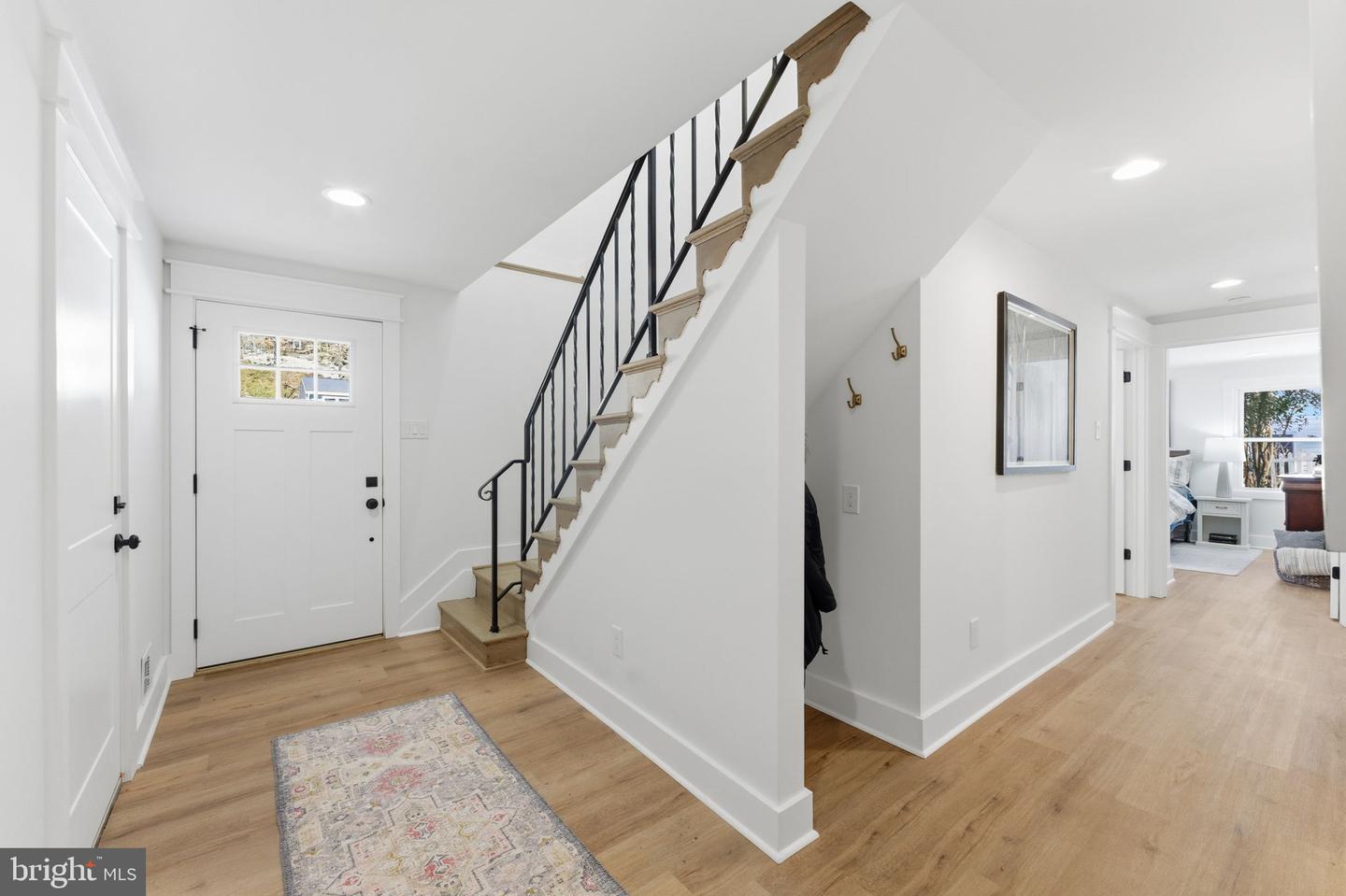 8615 KERRY LN, SPRINGFIELD, Virginia 22152, 4 Bedrooms Bedrooms, ,3 BathroomsBathrooms,Residential,For sale,8615 KERRY LN,VAFX2290438 MLS # VAFX2290438