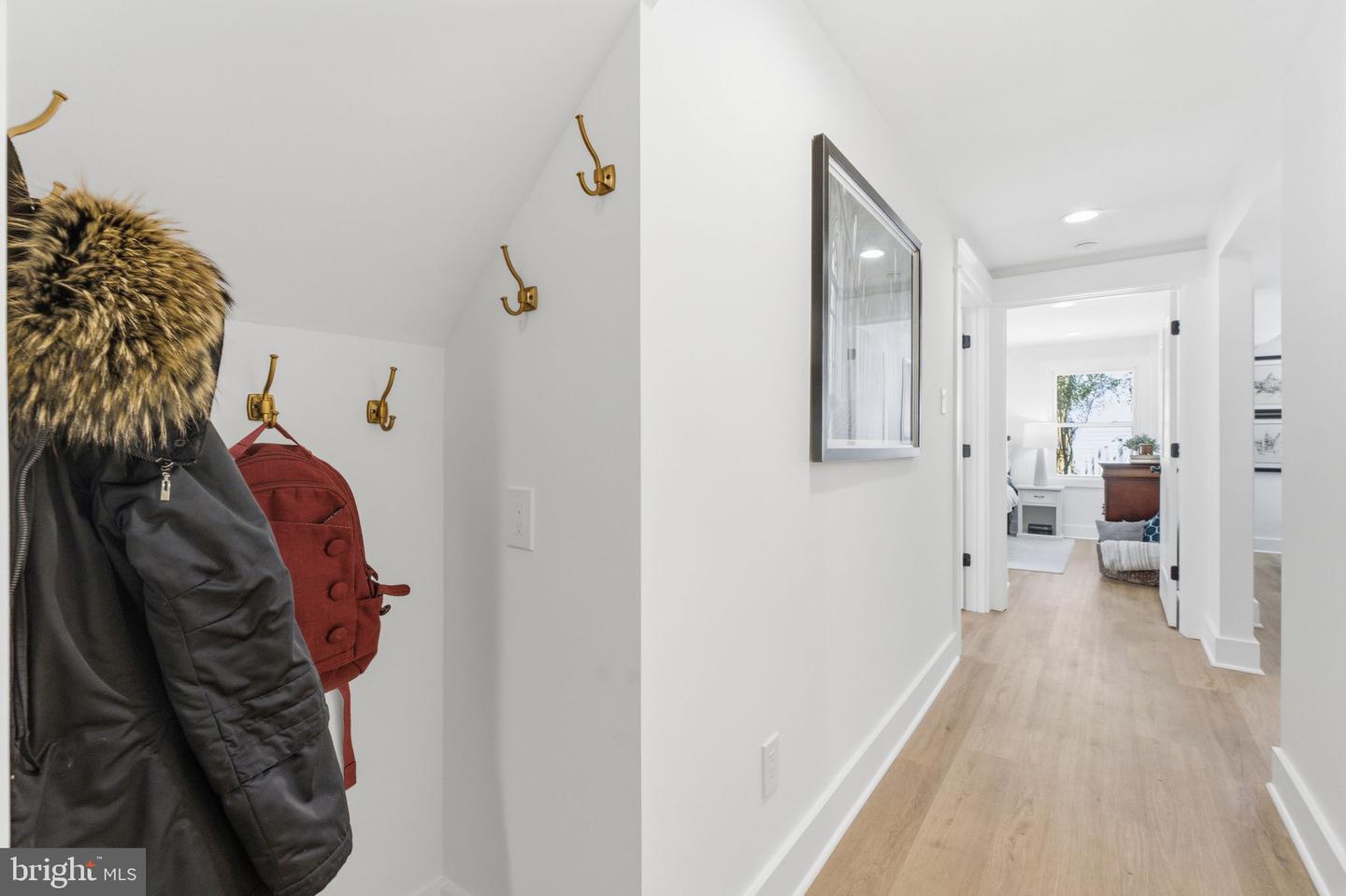 8615 KERRY LN, SPRINGFIELD, Virginia 22152, 4 Bedrooms Bedrooms, ,3 BathroomsBathrooms,Residential,For sale,8615 KERRY LN,VAFX2290438 MLS # VAFX2290438