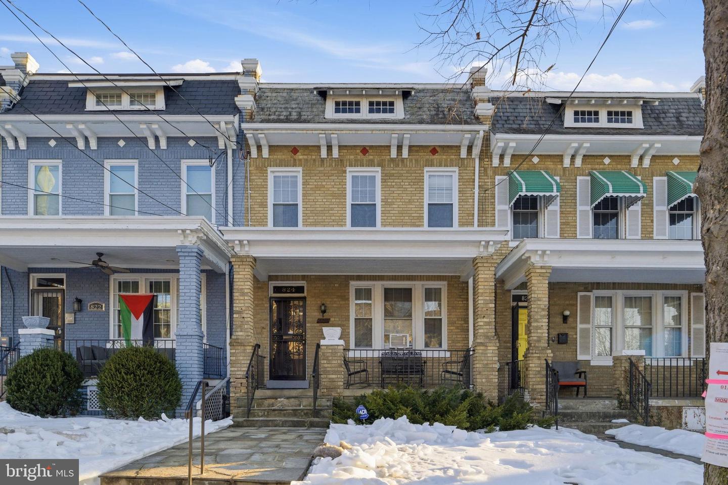 824 EMERSON ST NW, WASHINGTON, District Of Columbia 20011, 3 Bedrooms Bedrooms, 5 Rooms Rooms,1 BathroomBathrooms,Residential,For sale,824 EMERSON ST NW,DCDC2245688 MLS # DCDC2245688