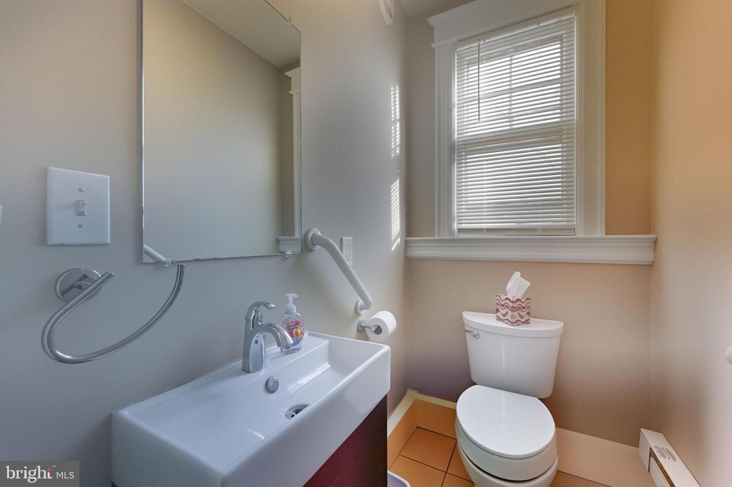 824 EMERSON ST NW, WASHINGTON, District Of Columbia 20011, 3 Bedrooms Bedrooms, 5 Rooms Rooms,1 BathroomBathrooms,Residential,For sale,824 EMERSON ST NW,DCDC2245688 MLS # DCDC2245688