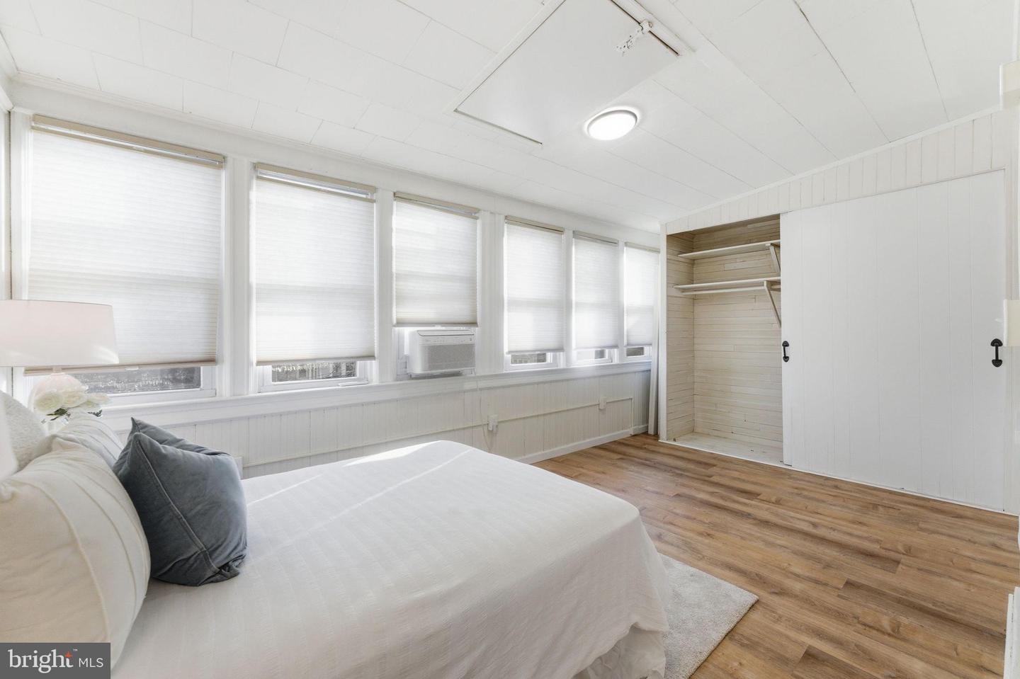 824 EMERSON ST NW, WASHINGTON, District Of Columbia 20011, 3 Bedrooms Bedrooms, 5 Rooms Rooms,1 BathroomBathrooms,Residential,For sale,824 EMERSON ST NW,DCDC2245688 MLS # DCDC2245688