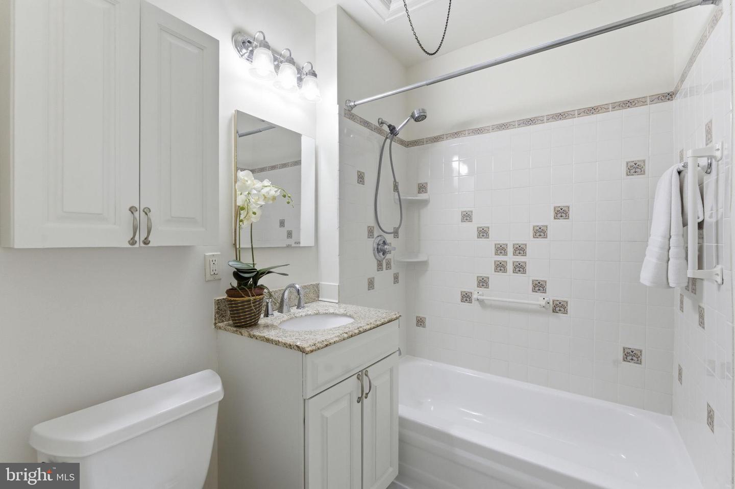 824 EMERSON ST NW, WASHINGTON, District Of Columbia 20011, 3 Bedrooms Bedrooms, 5 Rooms Rooms,1 BathroomBathrooms,Residential,For sale,824 EMERSON ST NW,DCDC2245688 MLS # DCDC2245688