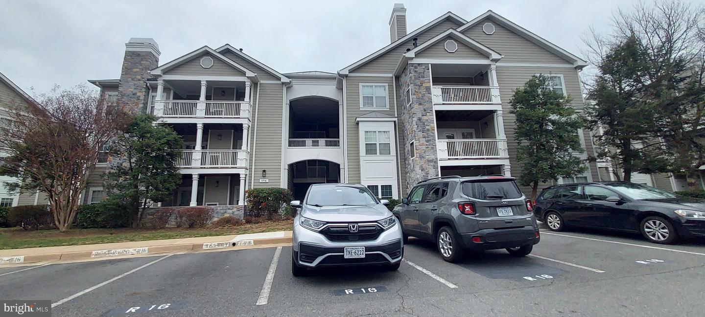 1716 LAKE SHORE CREST DR #22, RESTON, Virginia 20190, 2 Bedrooms Bedrooms, ,1 BathroomBathrooms,Residential,For sale,1716 LAKE SHORE CREST DR #22,VAFX2290514 MLS # VAFX2290514 1716 LAKE SHORE CREST DR #22, RESTON, Virginia 20190, 2 Bedrooms Bedrooms, ,1 BathroomBathrooms,Residential,For sale,1716 LAKE SHORE CREST DR #22,VAFX2290514 MLS # VAFX2290514