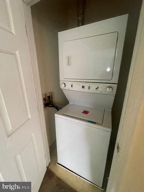 1716 LAKE SHORE CREST DR #22, RESTON, Virginia 20190, 2 Bedrooms Bedrooms, ,1 BathroomBathrooms,Residential,For sale,1716 LAKE SHORE CREST DR #22,VAFX2290514 MLS # VAFX2290514