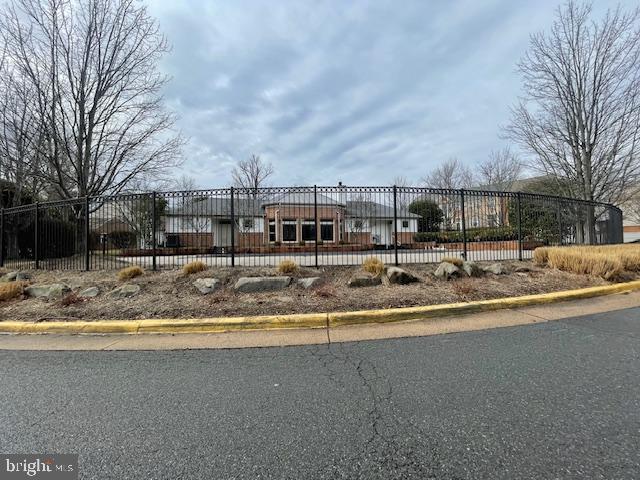 1716 LAKE SHORE CREST DR #22, RESTON, Virginia 20190, 2 Bedrooms Bedrooms, ,1 BathroomBathrooms,Residential,For sale,1716 LAKE SHORE CREST DR #22,VAFX2290514 MLS # VAFX2290514